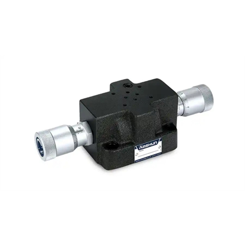 Vehicle traveling data recorder